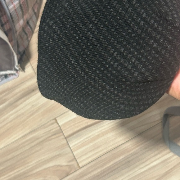 Calvin Klein Classic Black Knit Beanie - Picture 3 of 4